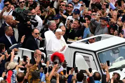 When did Pope Francis die? Pope's death follows public appearance at Easter Sunday