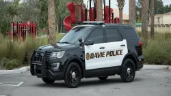 2 dead, 2 hospitalized in hit-and-run crash in Davie: Police