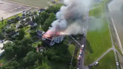 Fire destroys a sprawling mansion on a former Louisiana sugar plantation